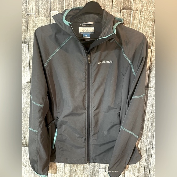 Columbia Jackets & Blazers - Columbia Sweet As Softshell Jacket - Women's